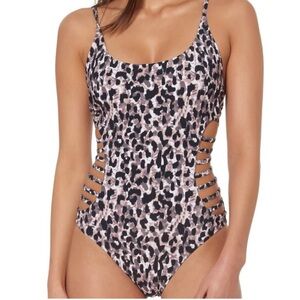 🐆 RED CARTER Leopard Cutout One Piece Swimsuit 🐆